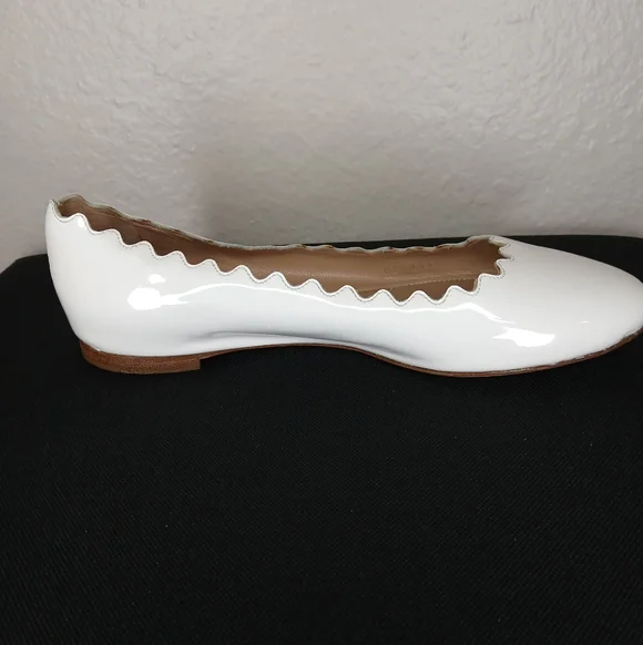 Chloe Lauren Scalloped Ballet Flats white size 5 us almost new cond. no creasing - Picture 3 of 12
